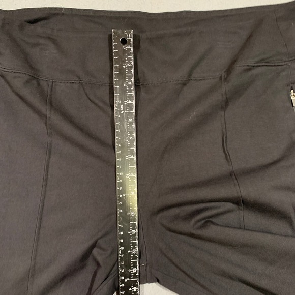 Chicos Black Crop Pants Womens Size 3 XL Pull On Capri w/ Zipper Pockets‎ Pima - Picture 6 of 8